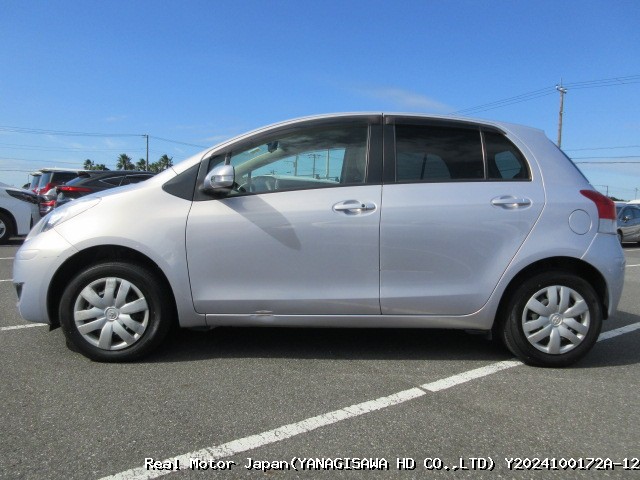 2009 TOYOTA VITZ thumbnail 3