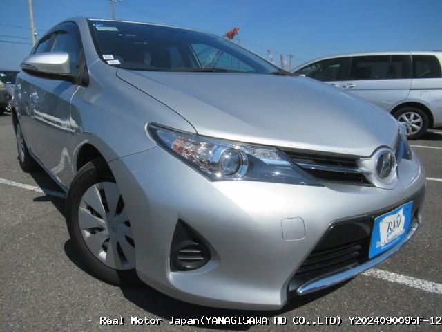 2013 TOYOTA AURIS thumbnail 2