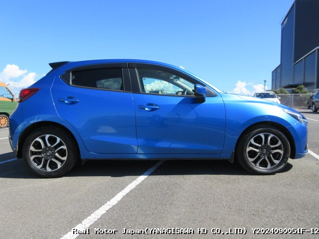 2015 MAZDA DEMIO thumbnail 4