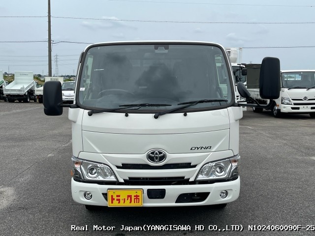 2021 TOYOTA DYNA thumbnail 2