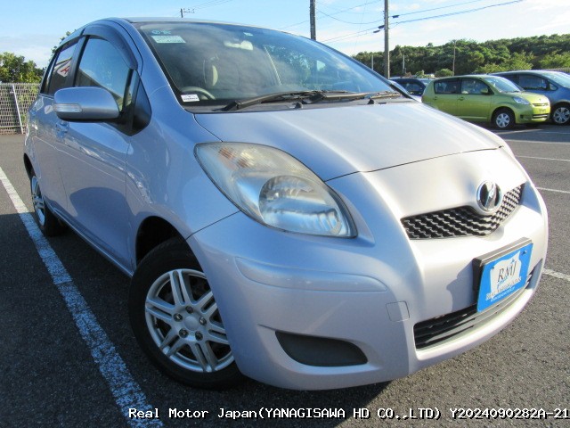 2009 TOYOTA VITZ thumbnail 2