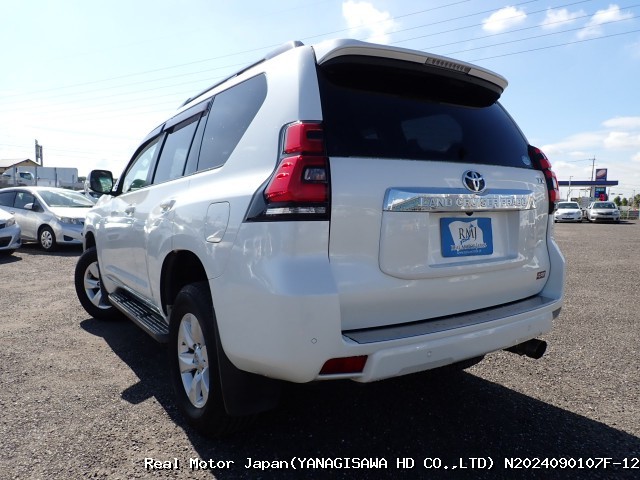 2018 TOYOTA LAND CRUISER PRADO thumbnail 3
