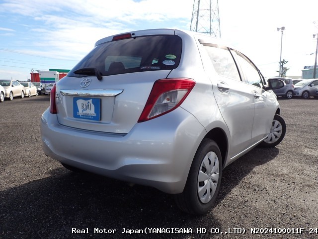 2014 TOYOTA VITZ thumbnail 4