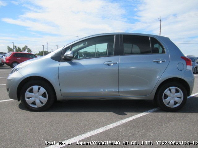 2008 TOYOTA VITZ thumbnail 3