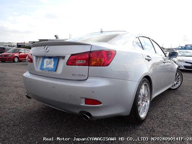 2005 LEXUS IS thumbnail 4