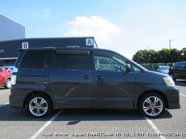 2006 TOYOTA NOAH thumbnail 4