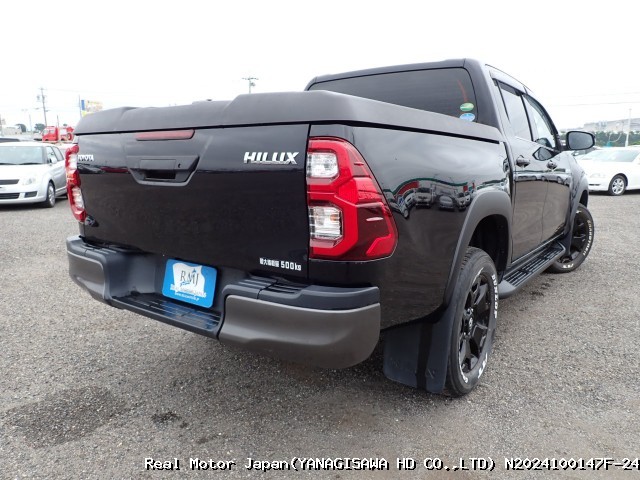 2019 TOYOTA HILUX thumbnail 4