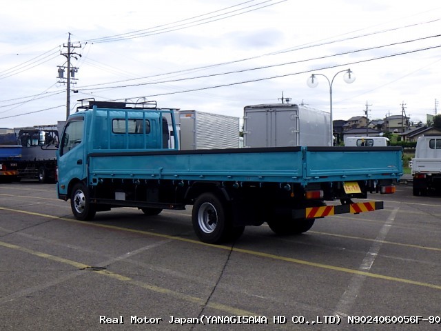 2015 TOYOTA DYNA thumbnail 4