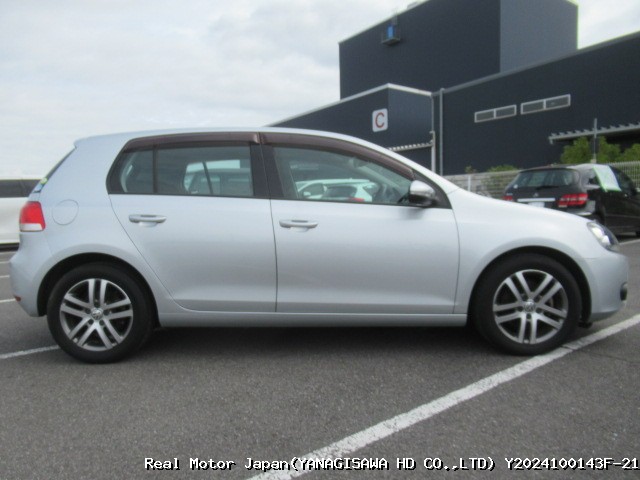 2010 VOLKSWAGEN GOLF thumbnail 4