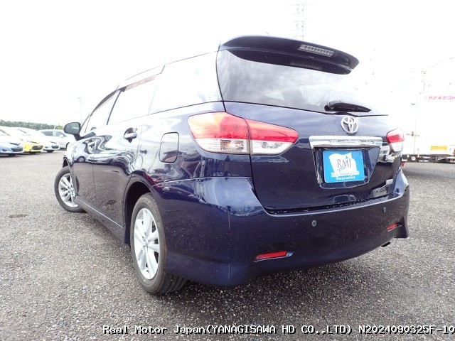 2010 TOYOTA WISH thumbnail 3