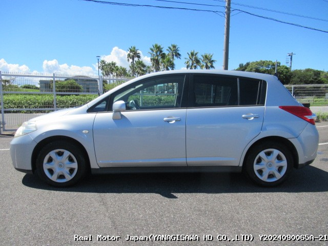 2009 NISSAN TIIDA thumbnail 3
