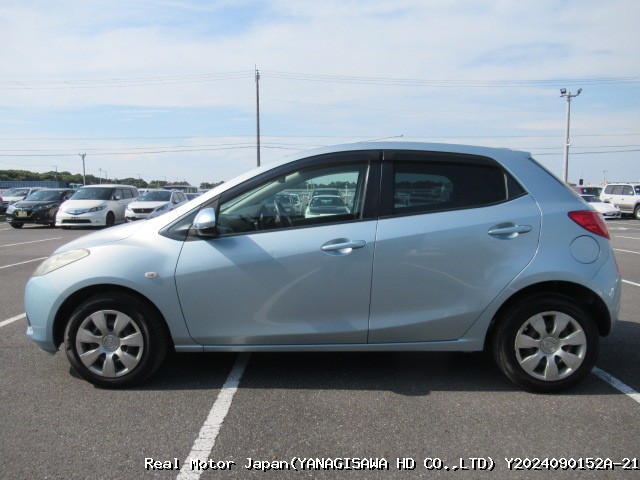 2010 MAZDA DEMIO thumbnail 3