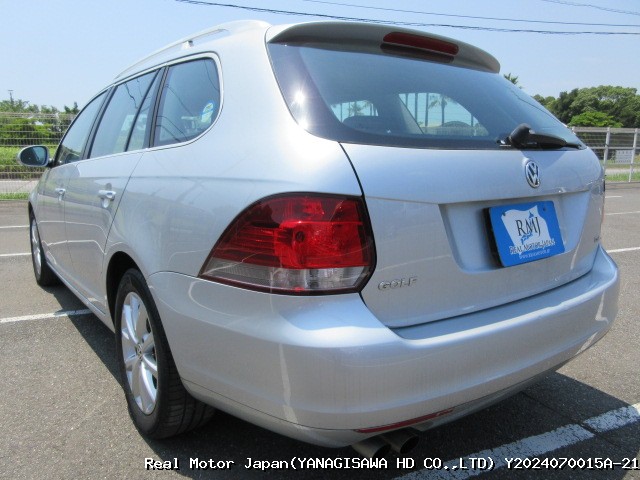 2012 VOLKSWAGEN GOLF VARIANT thumbnail 3