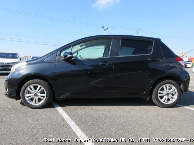 2012 TOYOTA VITZ thumbnail 3