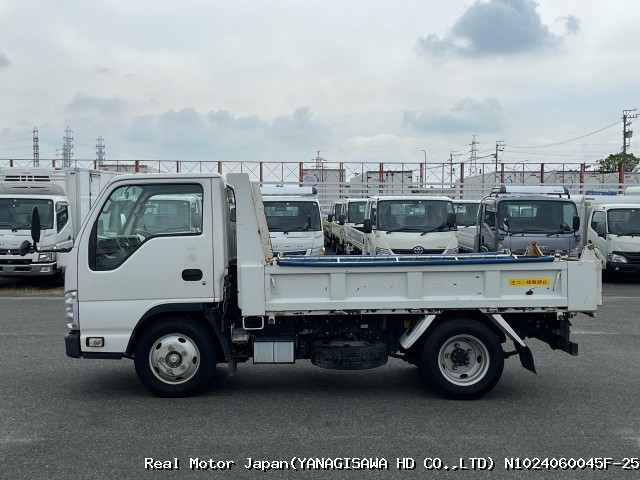 2017 ISUZU ELF TRUCK thumbnail 3