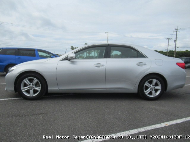2011 TOYOTA MARK X thumbnail 3