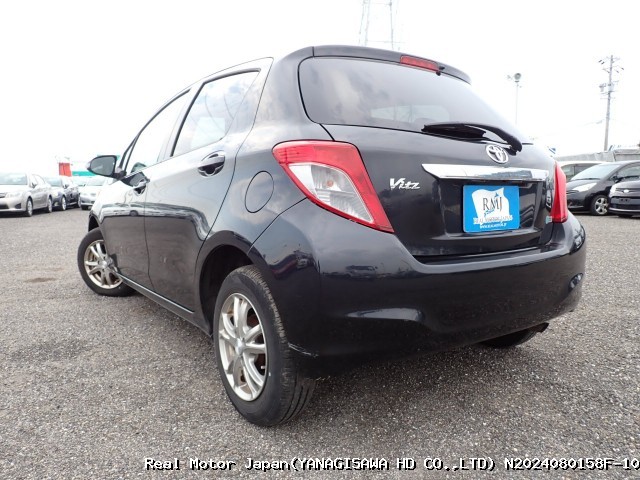 2012 TOYOTA VITZ thumbnail 3