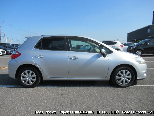 2009 TOYOTA AURIS thumbnail 4