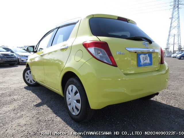 2011 TOYOTA VITZ thumbnail 3