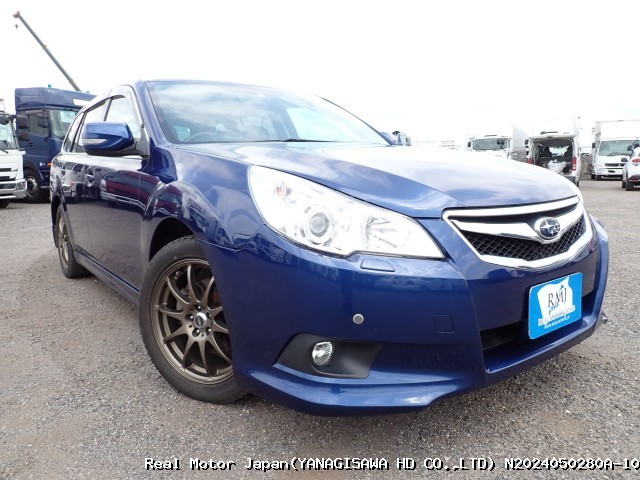 2010 SUBARU LEGACY TOURING WAGON thumbnail 4