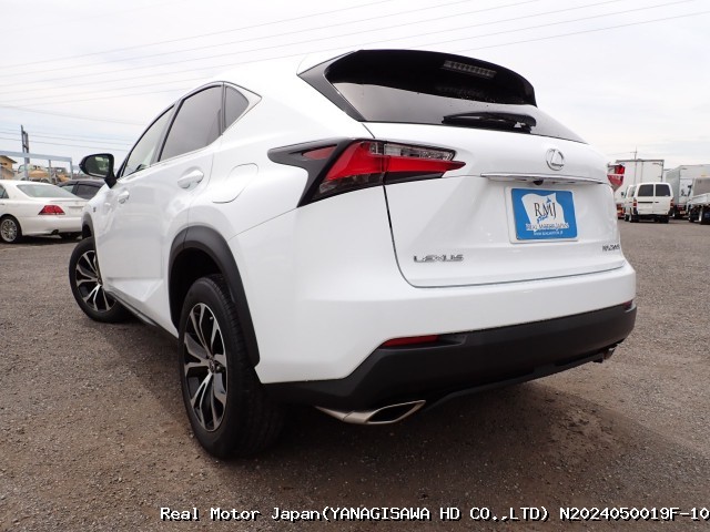2016 LEXUS NX thumbnail 3