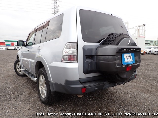 2007 MITSUBISHI PAJERO thumbnail 3