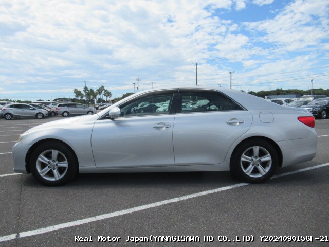 2010 TOYOTA MARK X thumbnail 3