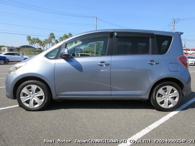 2010 TOYOTA RACTIS thumbnail 3