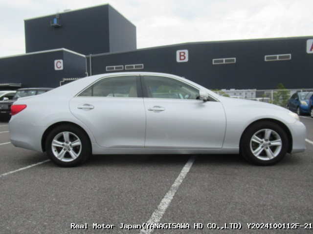 2010 TOYOTA MARK X thumbnail 4