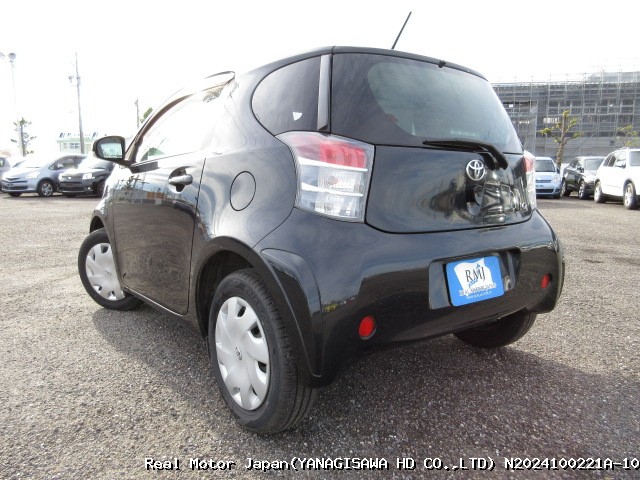 2010 TOYOTA IQ thumbnail 3