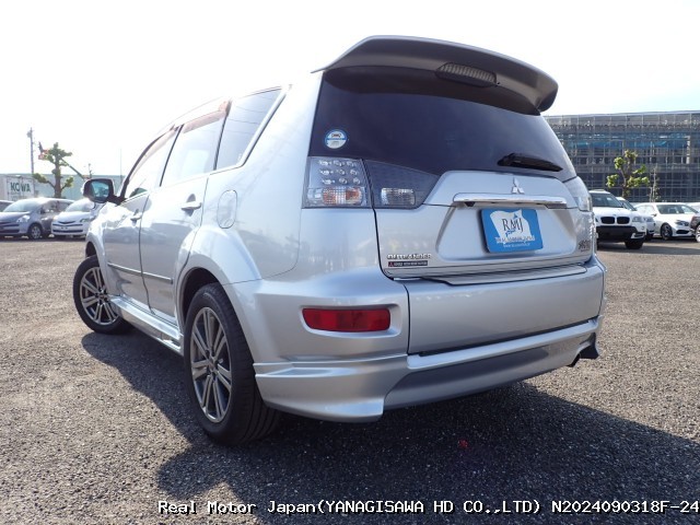 2011 MITSUBISHI OUTLANDER thumbnail 3