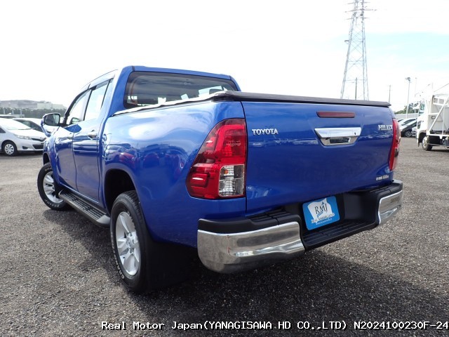 2018 TOYOTA HILUX thumbnail 3