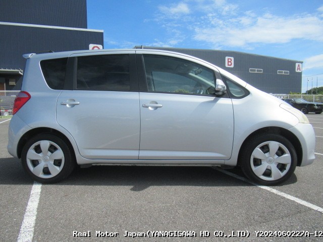 2005 TOYOTA RACTIS thumbnail 4