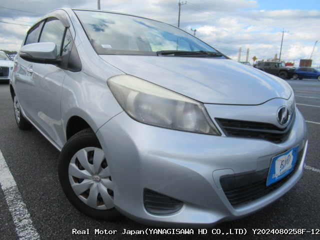 2011 TOYOTA VITZ thumbnail 2