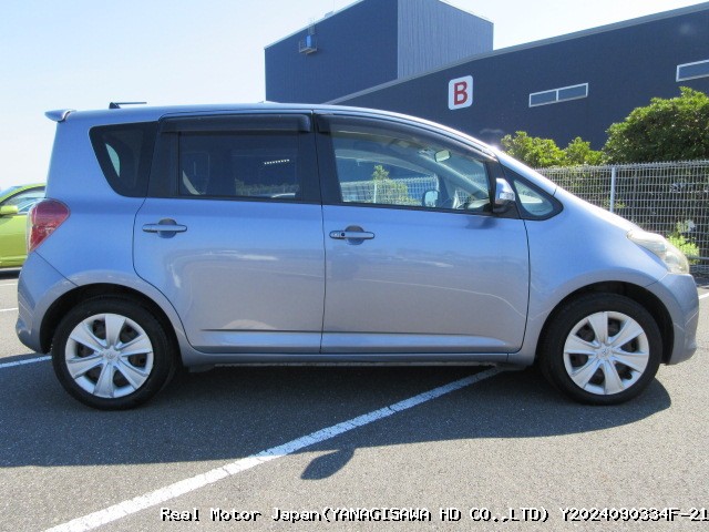 2010 TOYOTA RACTIS thumbnail 4