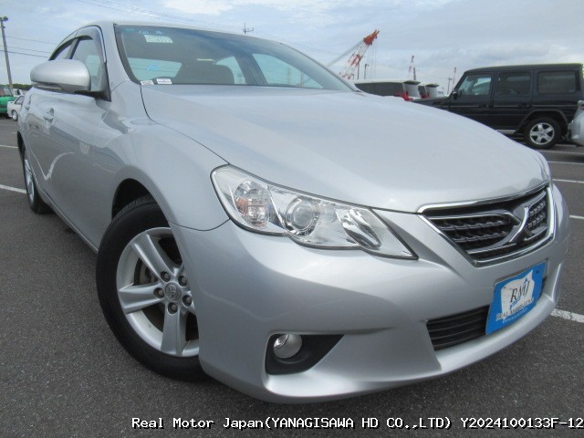 2011 TOYOTA MARK X thumbnail 2