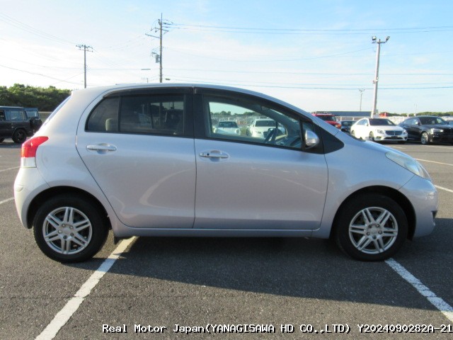2009 TOYOTA VITZ thumbnail 4