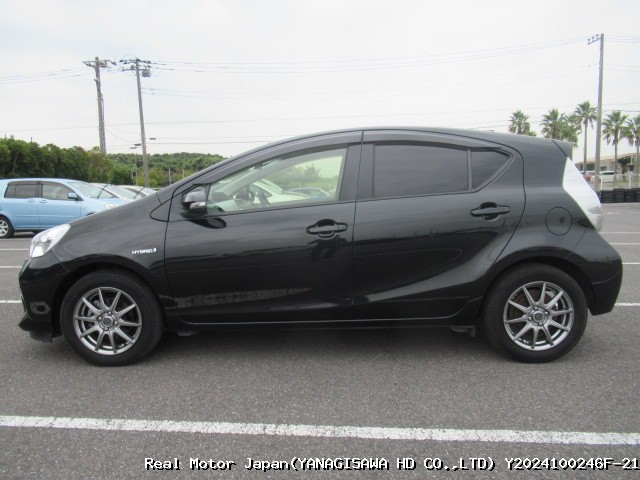 2014 TOYOTA AQUA thumbnail 3