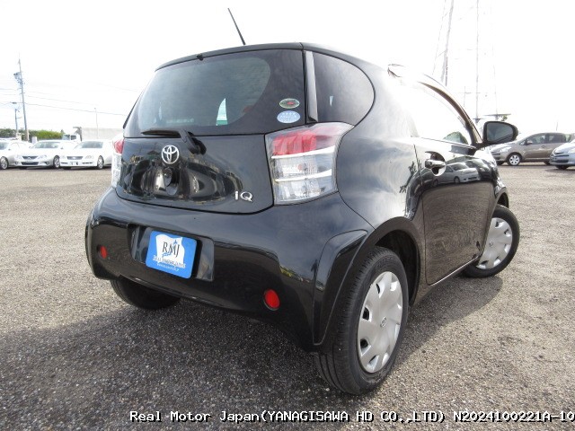 2010 TOYOTA IQ thumbnail 4