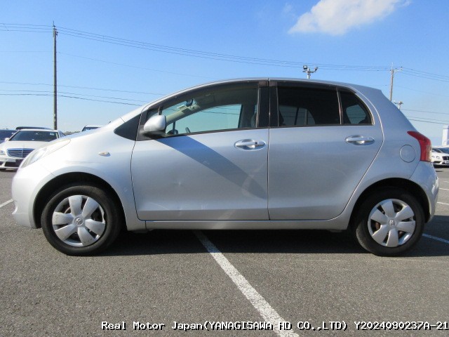 2005 TOYOTA VITZ thumbnail 3