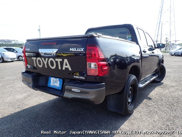 2019 TOYOTA HILUX thumbnail 4