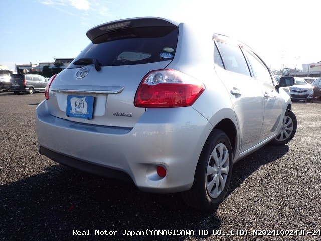 2010 TOYOTA AURIS thumbnail 4